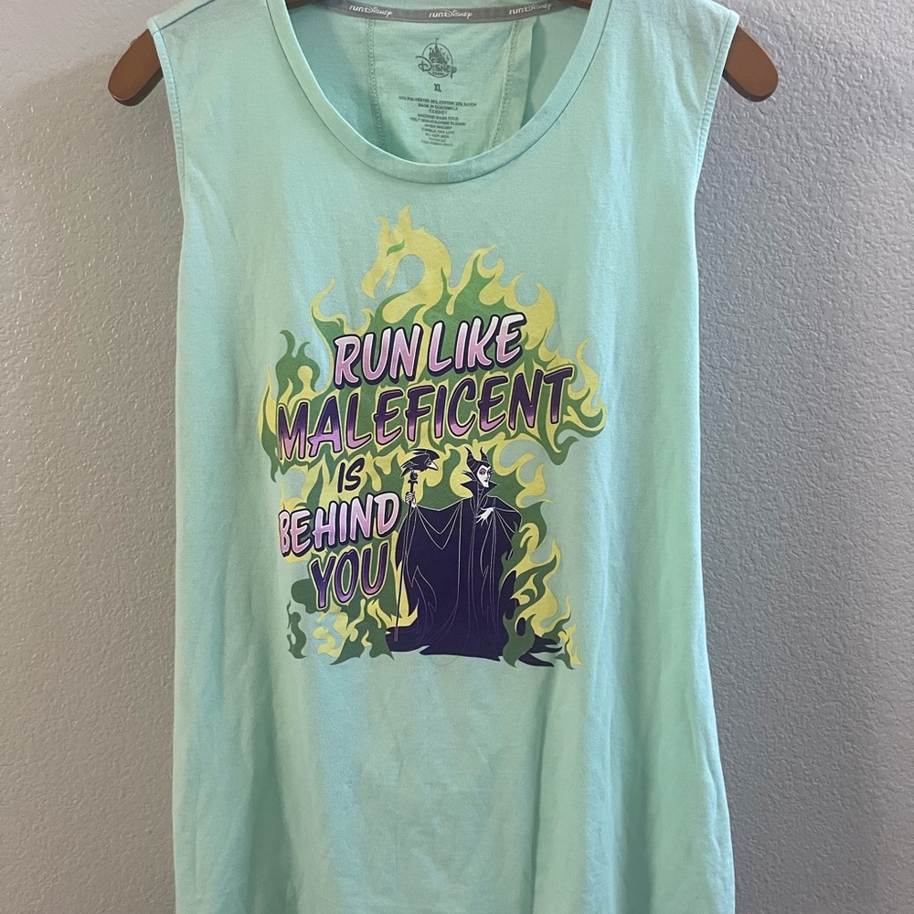 Run Disney Villains Maleficent workout top SZ XL